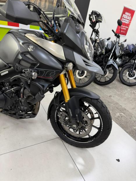SUZUKI V-Strom DL 1000 , Foto 7