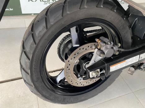 SUZUKI V-Strom DL 1000 A, Foto 4