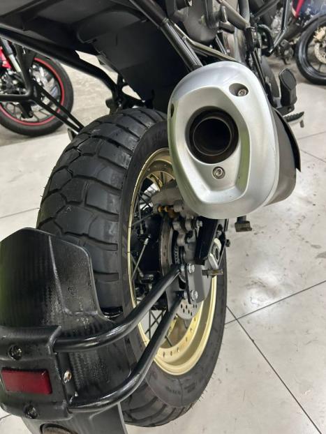 SUZUKI V-Strom DL 1000 A, Foto 5