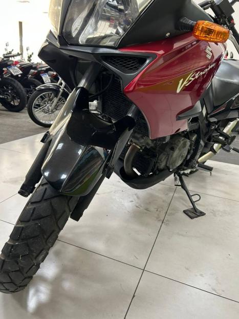 SUZUKI V-Strom DL 1000 , Foto 3