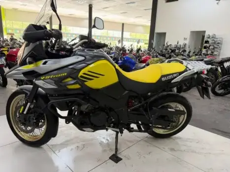 SUZUKI V-Strom DL 1000 , Foto 10