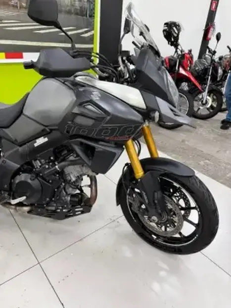 SUZUKI V-Strom DL 1000 , Foto 6