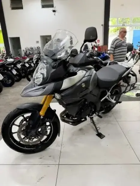 SUZUKI V-Strom DL 1000 , Foto 9