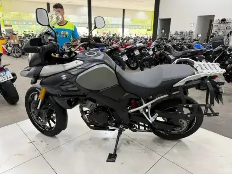 SUZUKI V-Strom DL 1000 , Foto 11