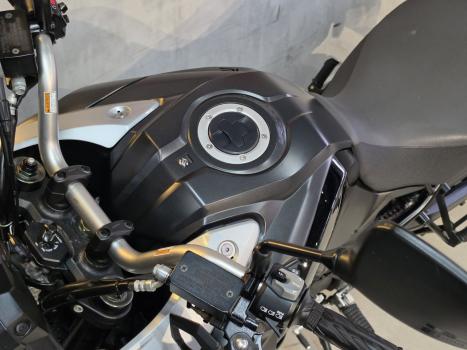 SUZUKI V-Strom DL 1000 XT , Foto 4