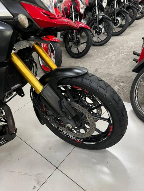SUZUKI V-Strom DL 1000 , Foto 2