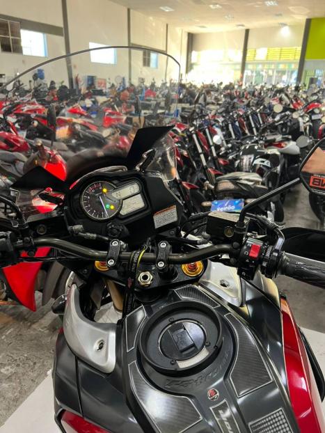 SUZUKI V-Strom DL 1000 , Foto 17