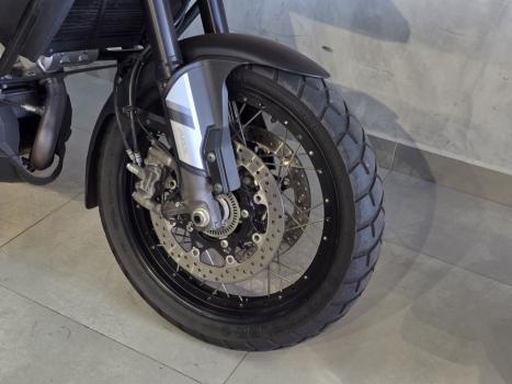 SUZUKI V-Strom DL 1000 XT , Foto 4