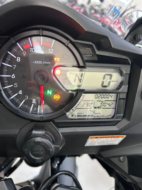 SUZUKI V-Strom DL 1000 A, Foto 7