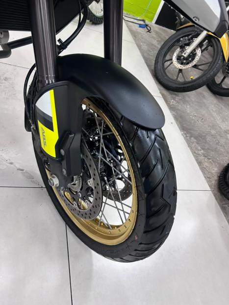 SUZUKI V-Strom DL 1000 A, Foto 8
