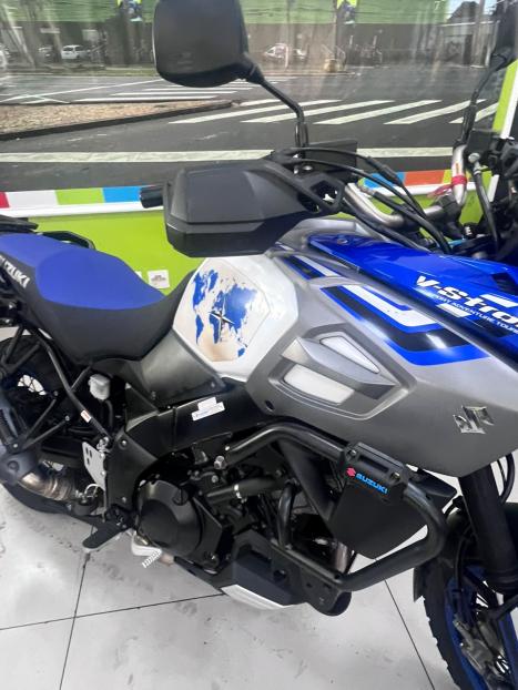 SUZUKI V-Strom DL 1000 A, Foto 7