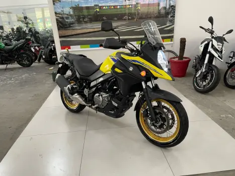 SUZUKI V-Strom DL 650 XT, Foto 1