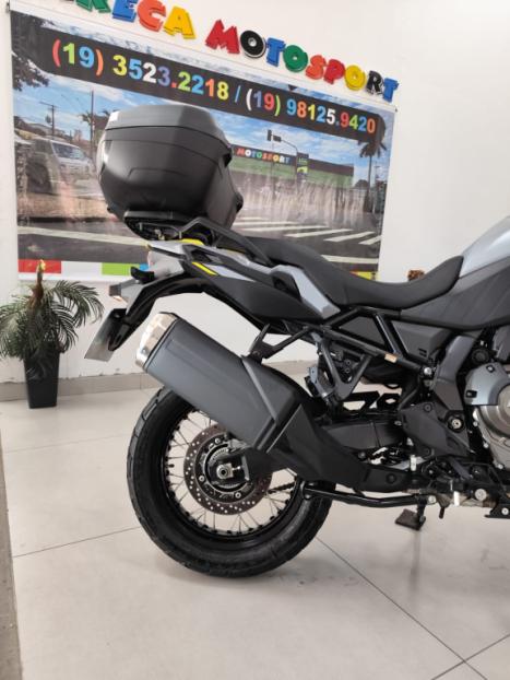 SUZUKI V-Strom DL 650 , Foto 4