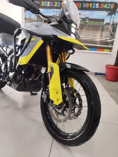 SUZUKI V-Strom DL 650 , Foto 6