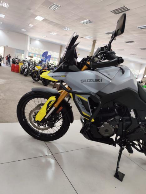 SUZUKI V-Strom DL 650 , Foto 8