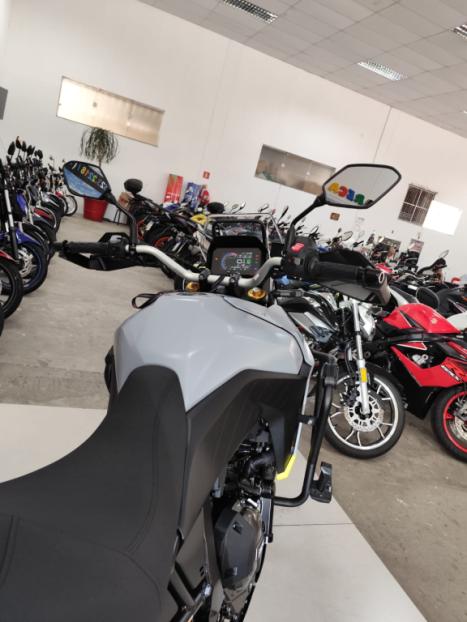 SUZUKI V-Strom DL 650 , Foto 9