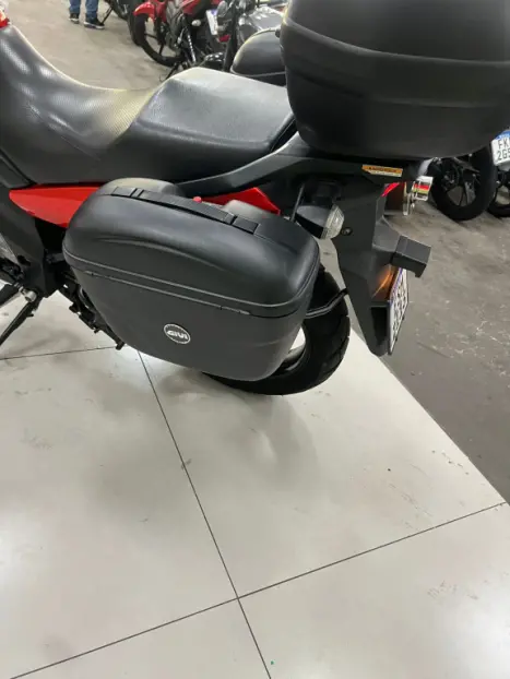 SUZUKI V-Strom DL 650 , Foto 2