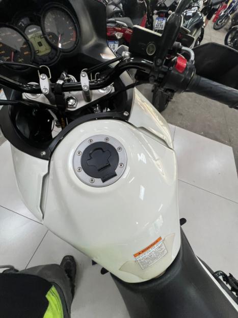SUZUKI V-Strom DL 650 , Foto 3