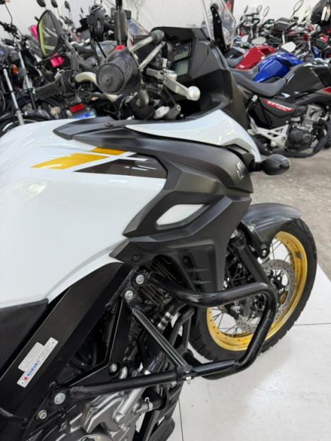 SUZUKI V-Strom DL 650 XT, Foto 4