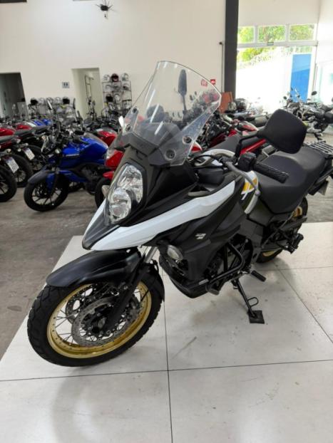 SUZUKI V-Strom DL 650 XT, Foto 7