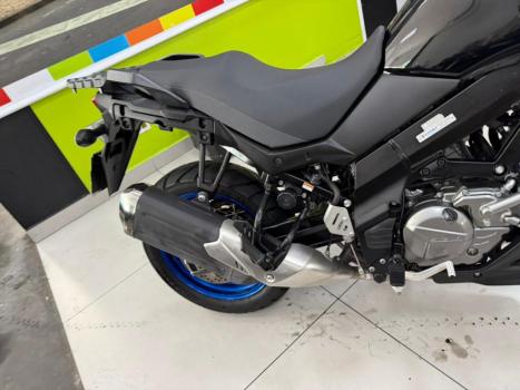 SUZUKI V-Strom DL 650 XT, Foto 2