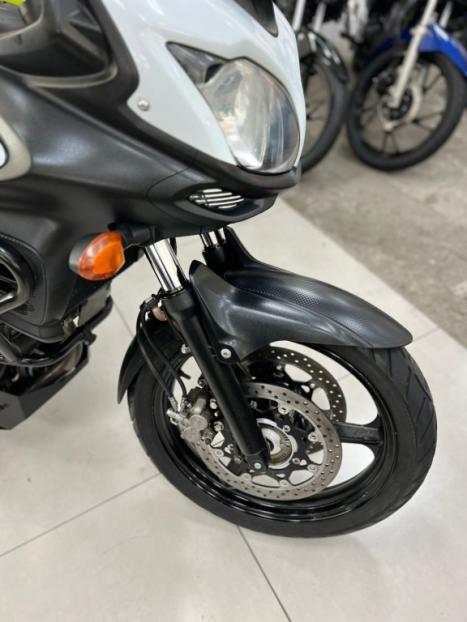 SUZUKI V-Strom DL 650 , Foto 2