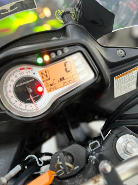 SUZUKI V-Strom DL 650 , Foto 6