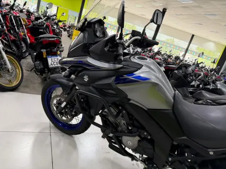 SUZUKI V-Strom DL 650 XT, Foto 14