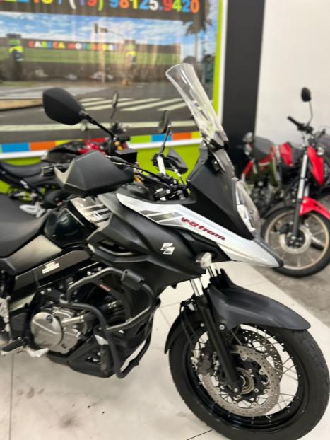 SUZUKI V-Strom DL 650 XT, Foto 2