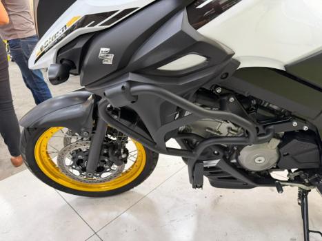 SUZUKI V-Strom DL 650 ABS, Foto 4
