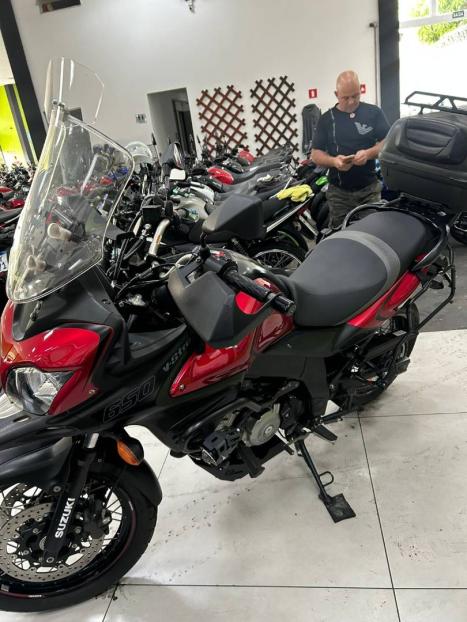 SUZUKI V-Strom DL 650 ABS, Foto 2