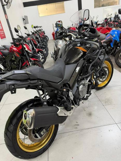 SUZUKI V-Strom DL 650 ABS, Foto 5