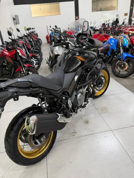 SUZUKI V-Strom DL 650 ABS, Foto 11