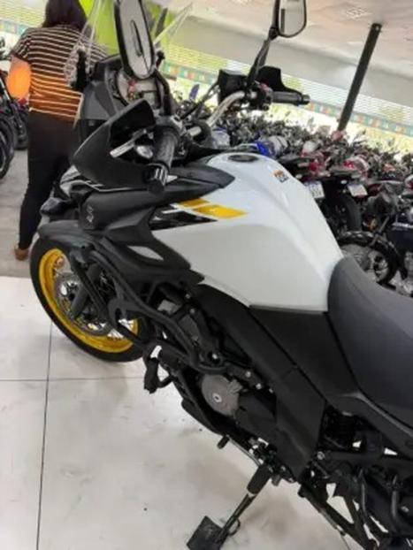 SUZUKI V-Strom DL 650 ABS, Foto 14