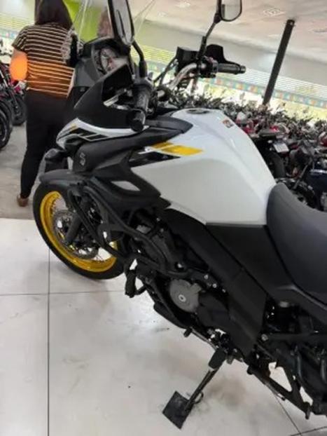 SUZUKI V-Strom DL 650 ABS, Foto 15
