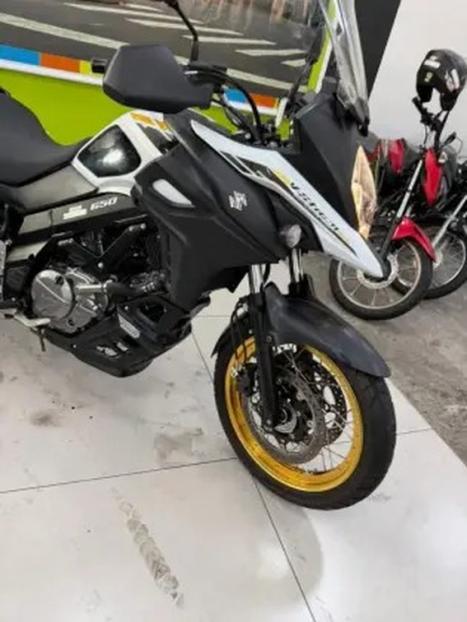 SUZUKI V-Strom DL 650 ABS, Foto 6