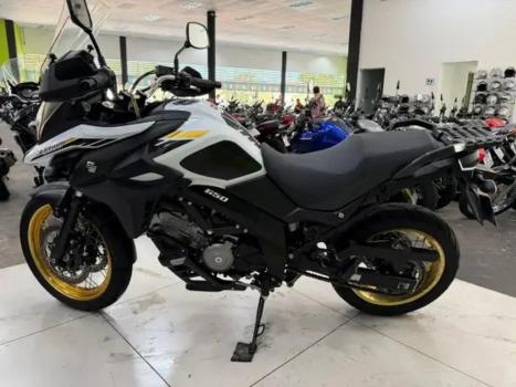 SUZUKI V-Strom DL 650 ABS, Foto 10