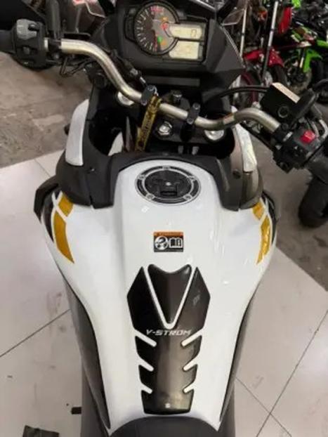 SUZUKI V-Strom DL 650 ABS, Foto 14