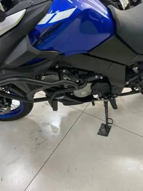 SUZUKI V-Strom DL 650 ABS, Foto 3