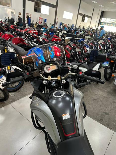 SUZUKI V-Strom DL 650 ABS, Foto 5