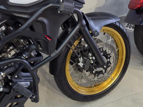 SUZUKI V-Strom DL 650 XT, Foto 4