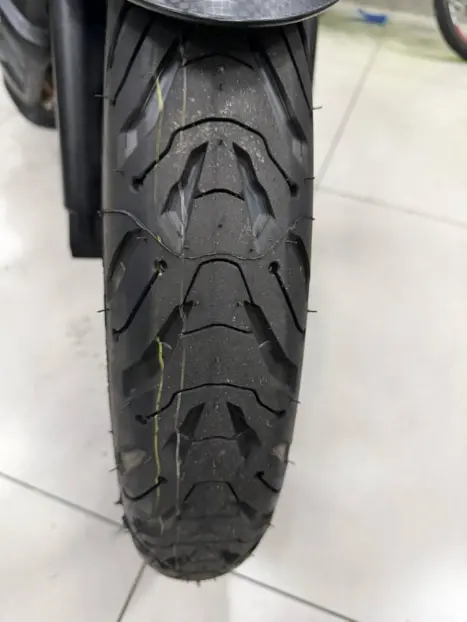 SUZUKI V-Strom DL 650 , Foto 11