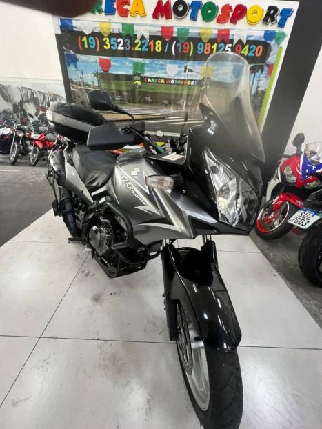 SUZUKI V-Strom DL 650 , Foto 3