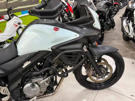SUZUKI V-Strom DL 650 , Foto 3