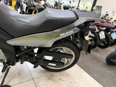 SUZUKI V-Strom DL 650 , Foto 7