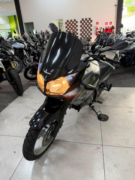 SUZUKI V-Strom DL 650 , Foto 8