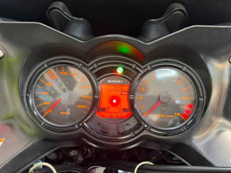 SUZUKI V-Strom DL 650 , Foto 10