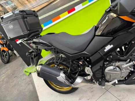 SUZUKI V-Strom DL 650 ABS, Foto 2