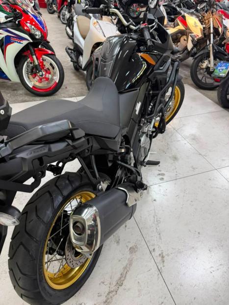 SUZUKI V-Strom DL 650 ABS, Foto 3
