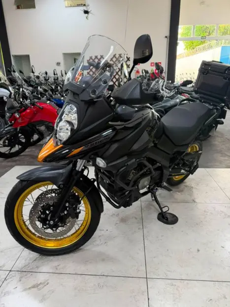 SUZUKI V-Strom DL 650 ABS, Foto 7